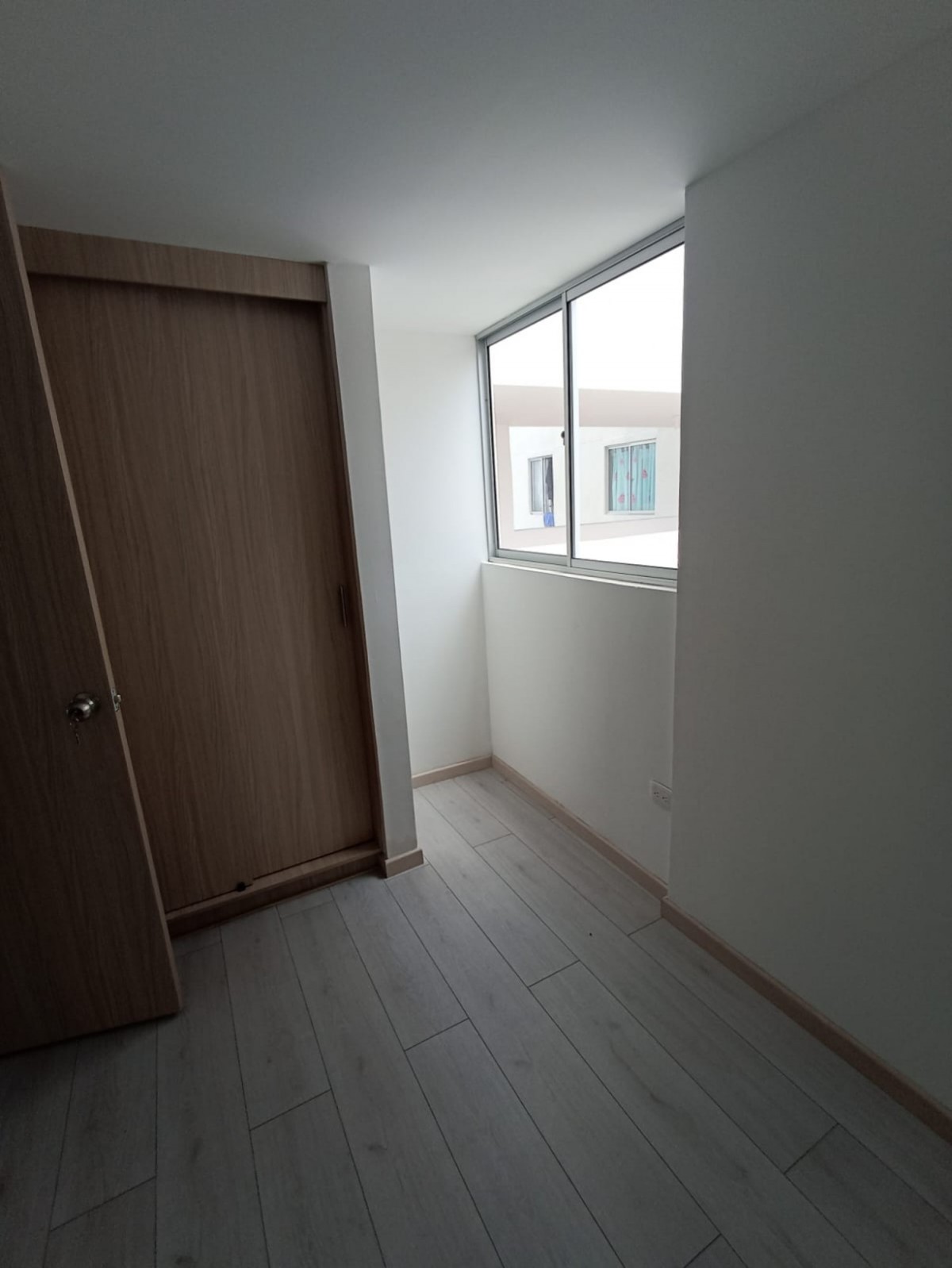Apartamento en venta en Campoamor, Manizales · foto 7 de 11