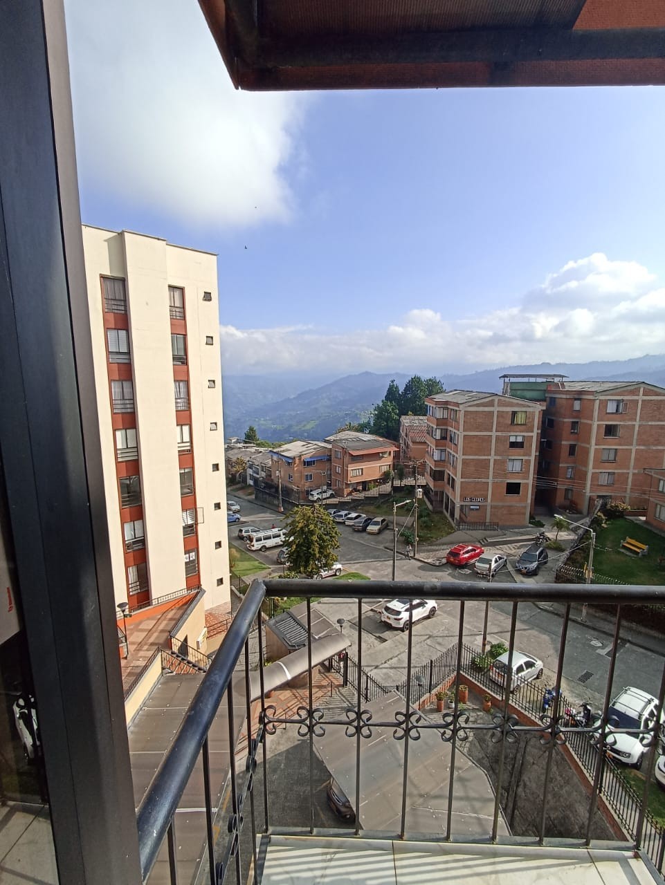 Apartamento en venta en Villapilar, Manizales · foto 2 de 24