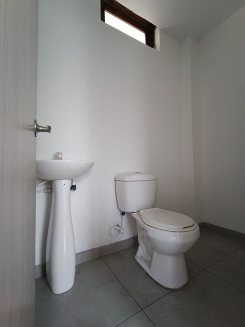Oficina en arriendo en Versalles, Manizales, 26 m² · foto 5 de 5