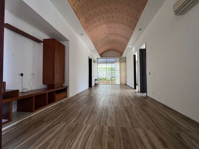 Casa de 4 alcobas en venta en Picaleña Y Mirolindo, Ibagué, 390 m² · foto 6 de 24