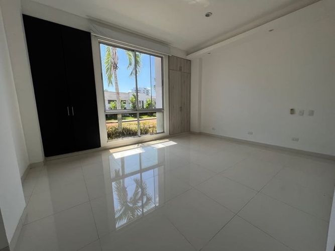 Casa de 4 alcobas en venta en Picaleña Y Mirolindo, Ibagué, 390 m² · foto 10 de 24