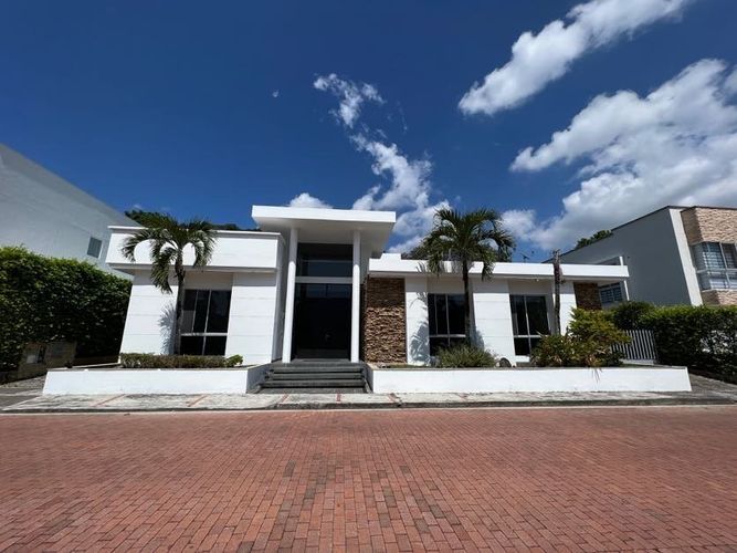 Casa de 4 alcobas en venta en Picaleña Y Mirolindo, Ibagué, 390 m² · foto 19 de 24