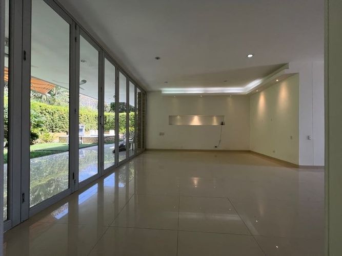 Casa de 4 alcobas en venta en Picaleña Y Mirolindo, Ibagué, 390 m² · foto 23 de 24