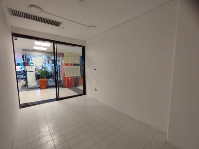 Local en venta en El Centro, Manizales, 11 m² · foto 3 de 4