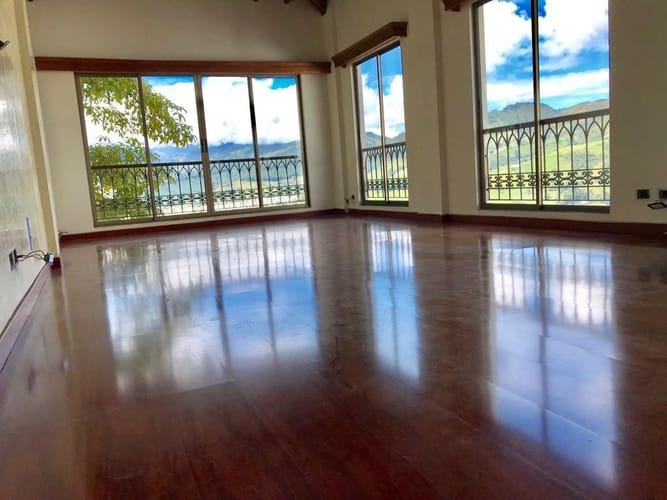 Casa de 4 alcobas en venta en Avenida Alberto Mendoza, Manizales, 370 m² · foto 11 de 22