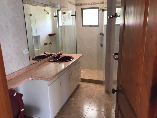 Casa de 4 alcobas en venta en Avenida Alberto Mendoza, Manizales, 370 m² · foto 15 de 22