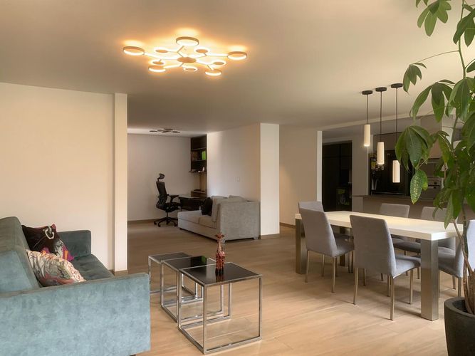 Apartamento de 3 alcobas en arriendo en El Poblado, Medellín, 128 m² · foto 4 de 19