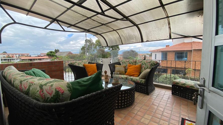 Casa de 5 alcobas en venta en Pueblo Viejo, Cota, 279 m² · foto 16 de 24