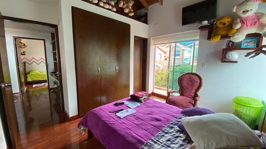 Casa de 5 alcobas en venta en Pueblo Viejo, Cota, 279 m² · foto 17 de 24
