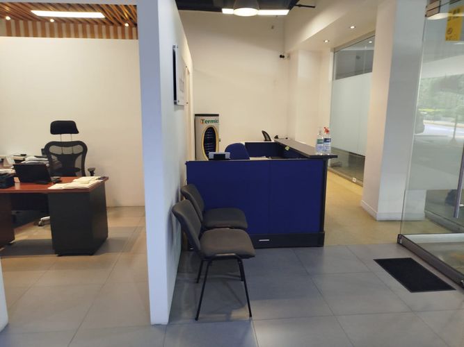 Local en arriendo en El Poblado, Medellín, 112 m² · foto 3 de 17