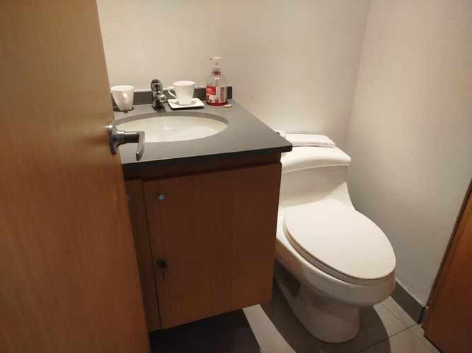 Local en arriendo en El Poblado, Medellín, 112 m² · foto 17 de 17