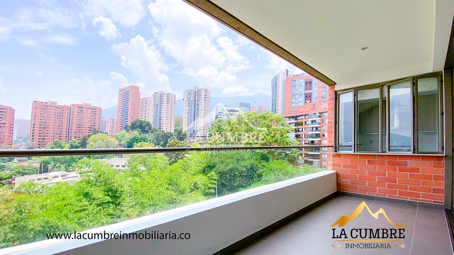 Apartamento de 2 alcobas en arriendo en Los Balsos, Medellín, 91 m² · foto 5 de 12