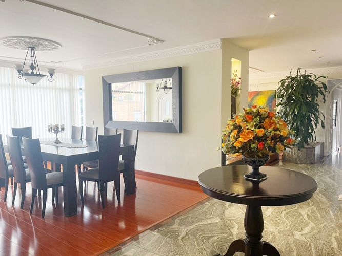 Apartamento de 3 alcobas en venta en Centro Norte Usaquen, Bogotá, 252 m² · foto 5 de 20