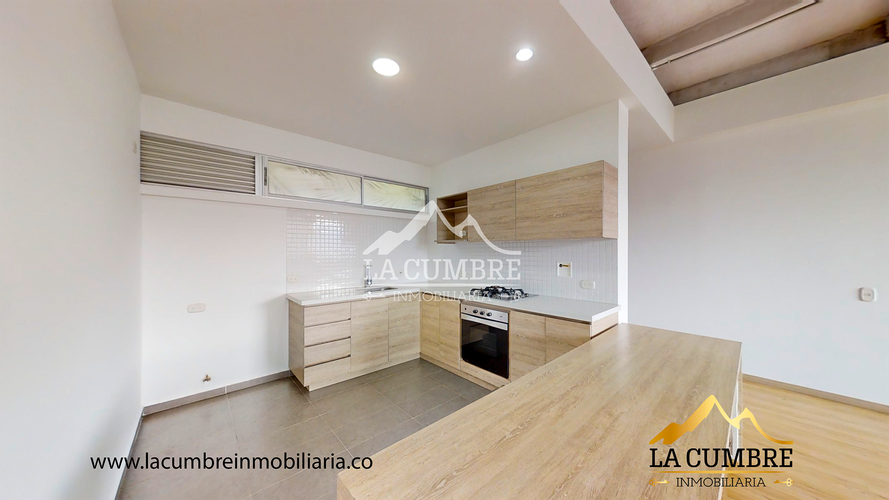 Apartamento de 2 alcobas en arriendo en El Poblado, Medellín, 118 m² · foto 4 de 10