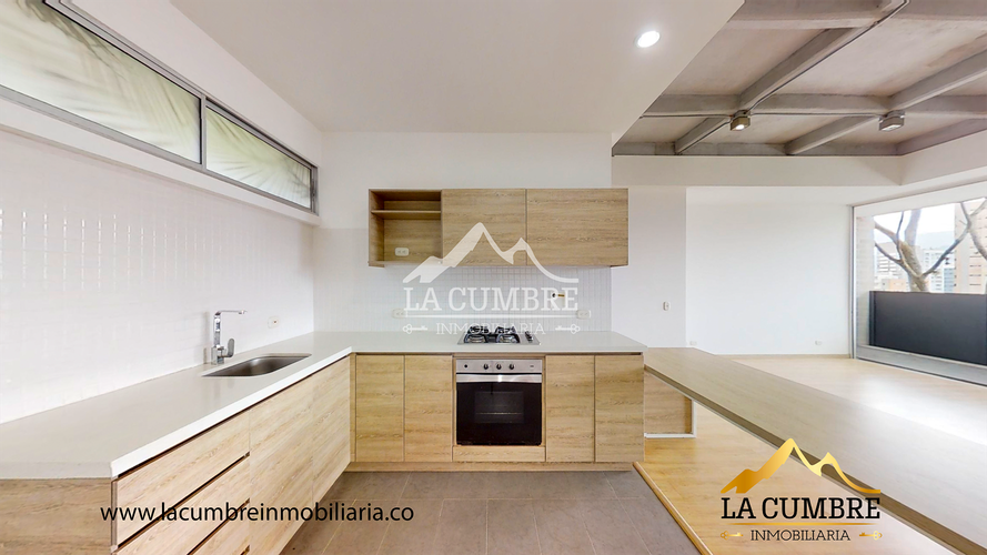 Apartamento de 2 alcobas en arriendo en El Poblado, Medellín, 118 m² · foto 5 de 10