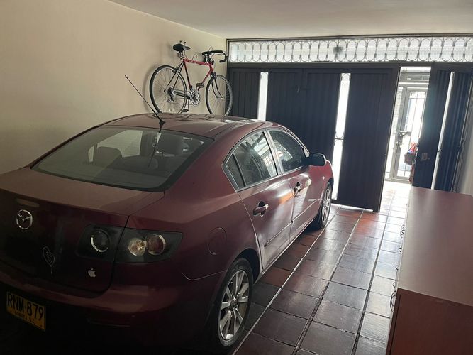Casa de 4 alcobas en venta en Parque Distrital Salitre, Bogotá, 220 m² · foto 3 de 24