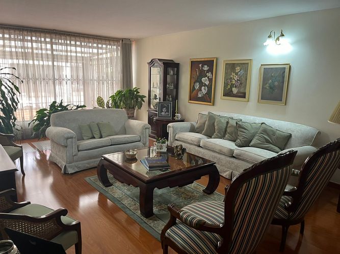Casa de 4 alcobas en venta en Parque Distrital Salitre, Bogotá, 220 m² · foto 5 de 24