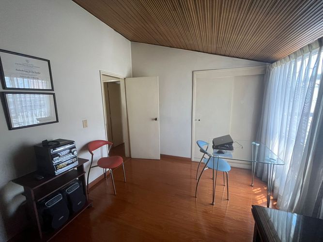 Casa de 4 alcobas en venta en Parque Distrital Salitre, Bogotá, 220 m² · foto 23 de 24