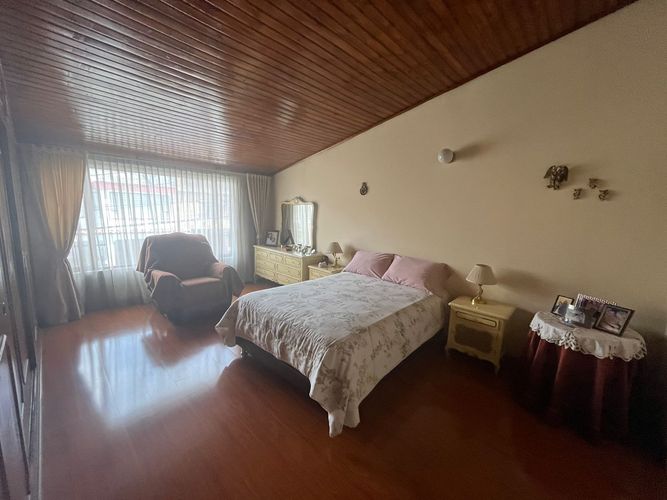 Casa de 4 alcobas en venta en Parque Distrital Salitre, Bogotá, 220 m² · foto 24 de 24