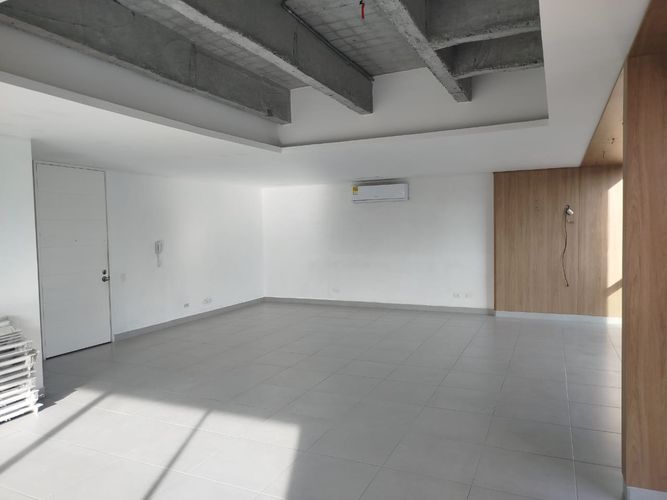 Oficina en arriendo en El Poblado, Medellín, 94 m² · foto 13 de 19