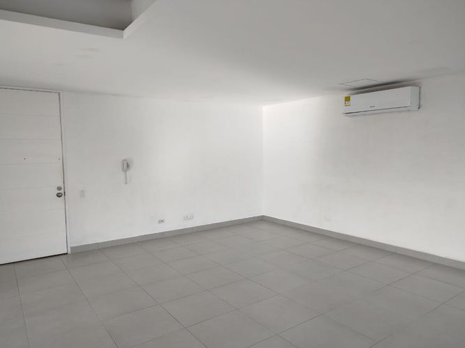 Oficina en arriendo en El Poblado, Medellín, 94 m² · foto 14 de 19