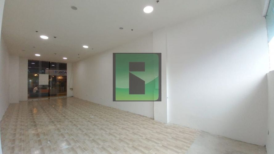 Local en arriendo en Loma Del Escobero, Envigado, 62 m² · foto 2 de 7