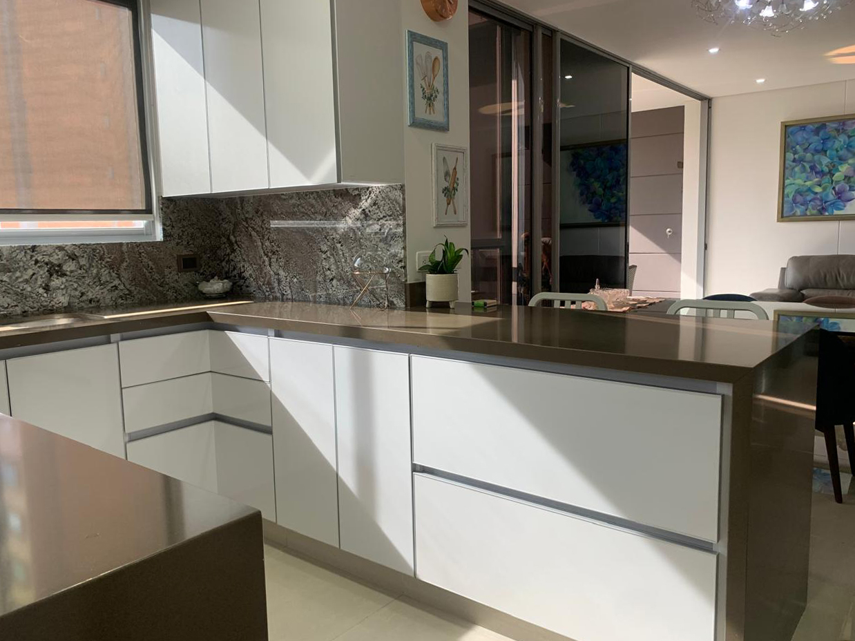 Apartamento en arriendo en El Poblado, Medellín · foto 7 de 20