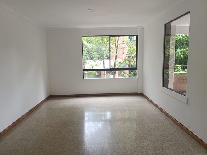 Apartamento de 3 alcobas en arriendo en El Poblado, Medellín, 128 m² · foto 8 de 18