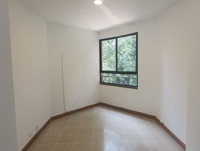 Apartamento de 3 alcobas en arriendo en El Poblado, Medellín, 128 m² · foto 9 de 18