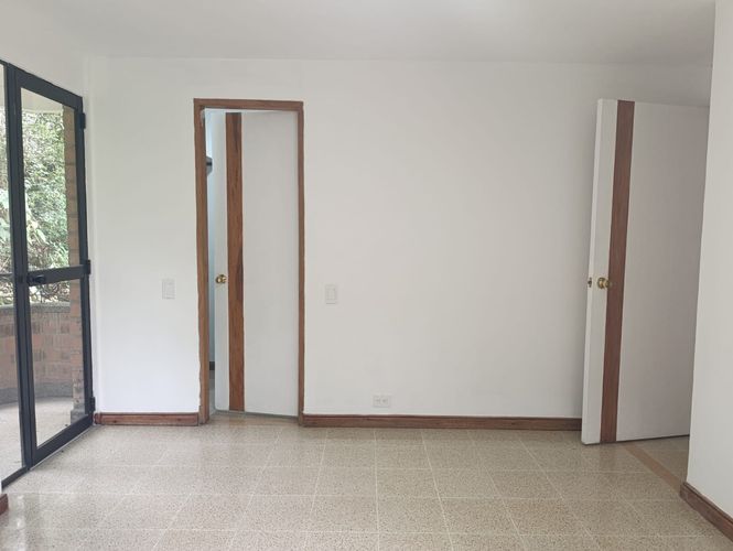 Apartamento de 3 alcobas en arriendo en El Poblado, Medellín, 128 m² · foto 12 de 18
