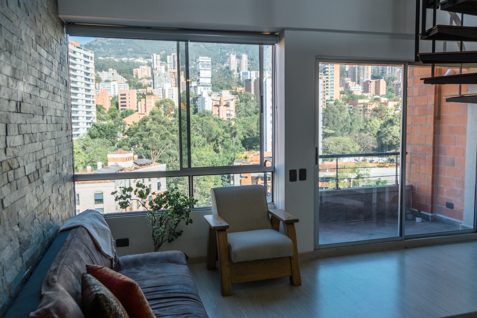 Apartamento en arriendo en Castropol, Medellín · foto 7 de 10