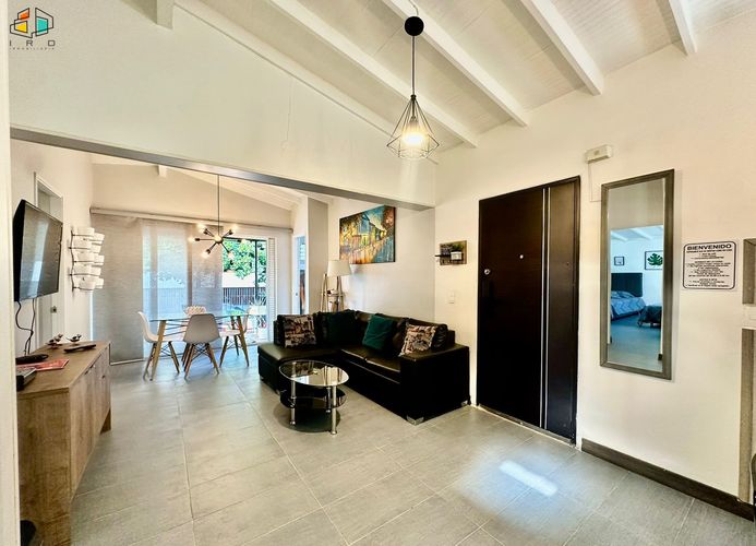 Apartamento de 3 alcobas en arriendo en Laureles, Medellín, 74 m² · foto 3 de 24