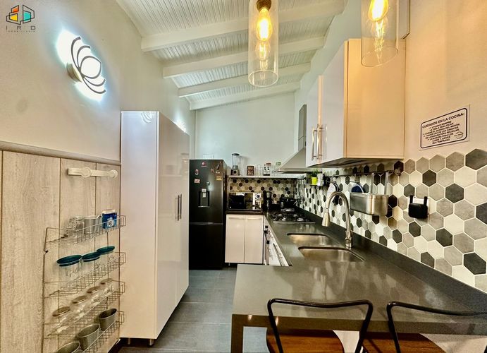 Apartamento de 3 alcobas en arriendo en Laureles, Medellín, 74 m² · foto 13 de 24