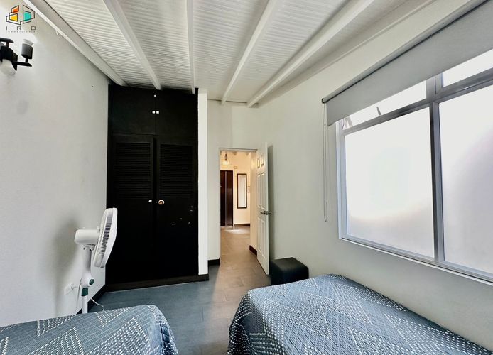 Apartamento de 3 alcobas en arriendo en Laureles, Medellín, 74 m² · foto 18 de 24