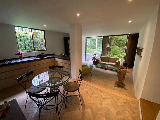 Apartamento de 2 alcobas en arriendo en El Poblado, Medellín, 87 m² · foto 4 de 15