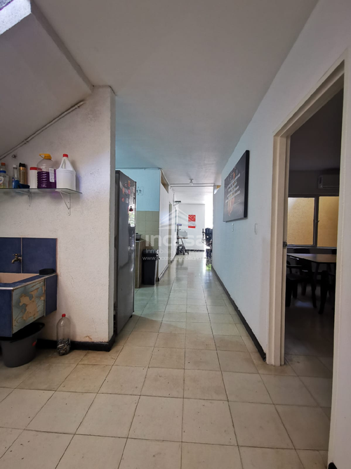 Casa de 3 alcobas en venta en Departamental, Cali, 166 m² · foto 7 de 17