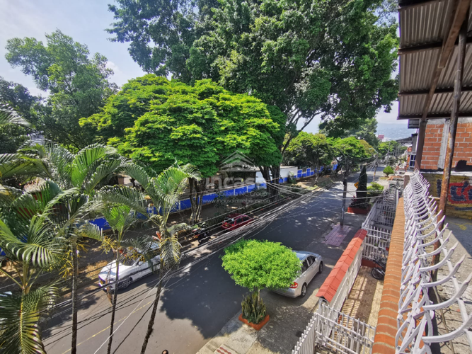 Casa de 3 alcobas en venta en Departamental, Cali, 166 m² · foto 10 de 17