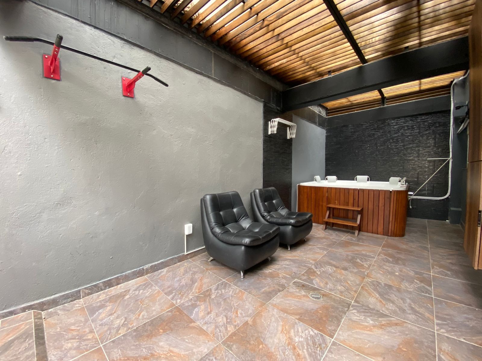 3BR House in Loma del Esmeraldal (200 m²) - 4