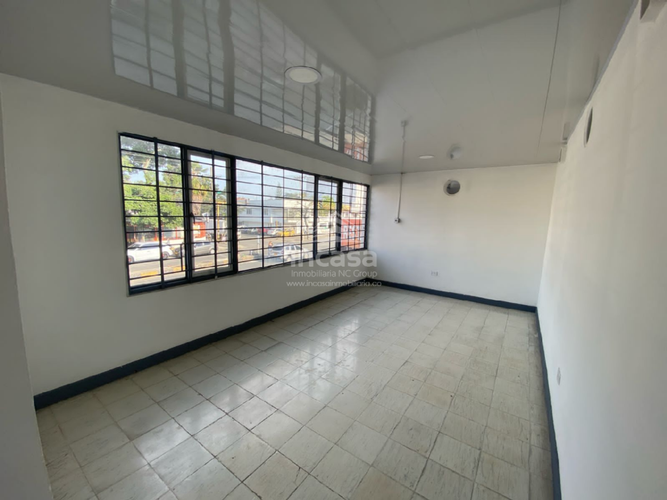Local en arriendo en Versalles, Cali, 200 m² · foto 2 de 13