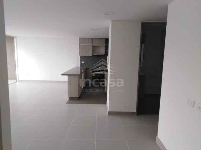 Apartamento de 3 alcobas en venta en La Flora, Cali, 113 m² · foto 4 de 13