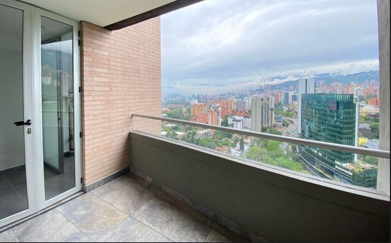Apartamento de 2 alcobas en arriendo en Santa Maria De Los Angeles, Medellín, 90 m² · foto 3 de 11