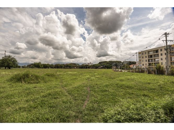 Lote en venta en Alfonso Lopez, Palmira, 43392 m² · foto 7 de 11