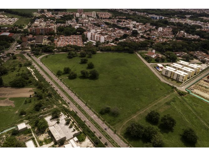 Lote en venta en Alfonso Lopez, Palmira, 27140 m² · foto 4 de 10