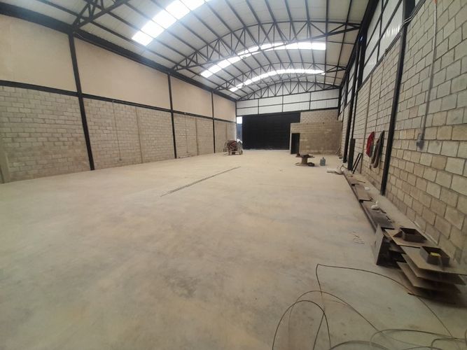 Bodega en arriendo en Las Mercedes, Marinilla, 400 m² · foto 3 de 8
