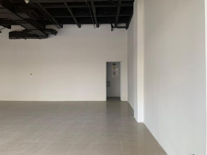 Local en arriendo en El Poblado, Medellín, 85 m² · foto 3 de 4