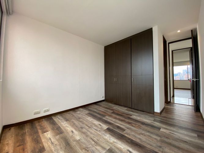 Apartamento de 3 alcobas en arriendo en La Florida, Medellín, 134 m² · foto 8 de 15