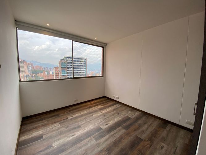 Apartamento de 3 alcobas en arriendo en La Florida, Medellín, 134 m² · foto 10 de 15