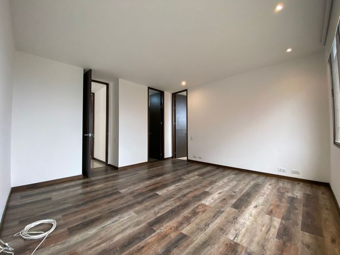 Apartamento de 3 alcobas en arriendo en La Florida, Medellín, 134 m² · foto 11 de 15