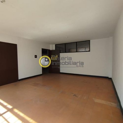 Oficina en arriendo en Centro, Bucaramanga, 40 m² · foto 4 de 9