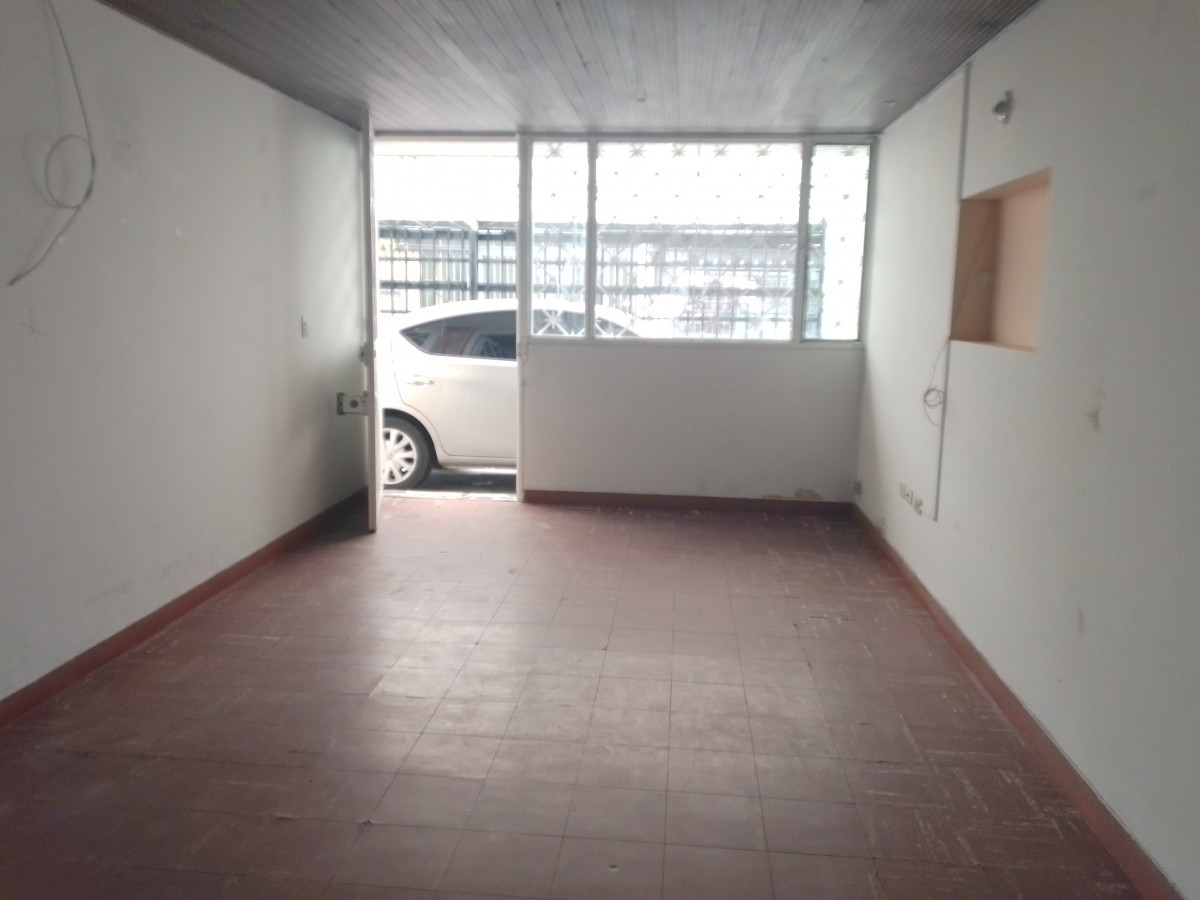 Casa en venta en Ciudad Montes, Bogotá · foto 3 de 24